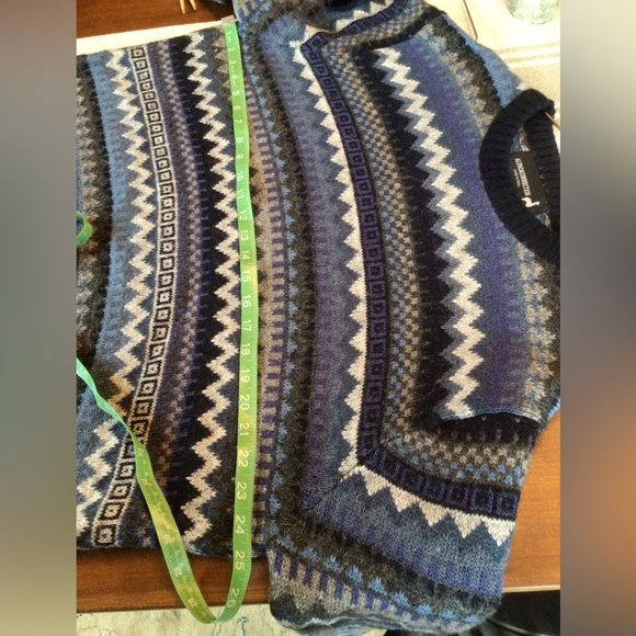 Lg Alpaca Connection Peru woven warm & cozy sweater - Picture 6 of 8